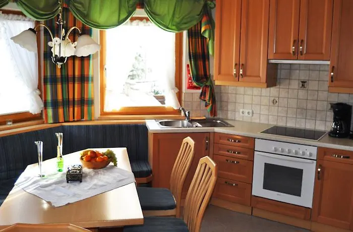 ゲストハウス Petererhof ゲルロス