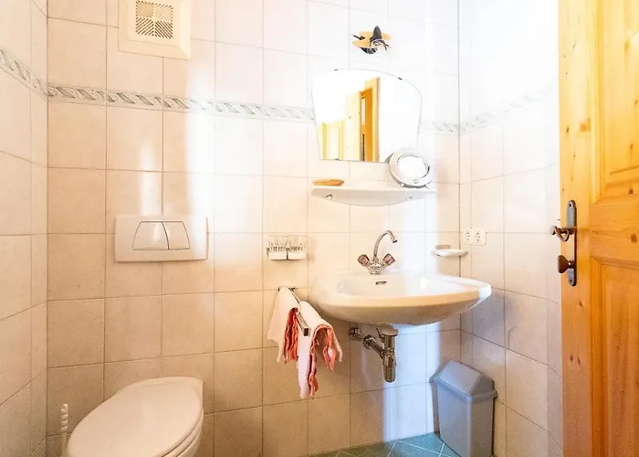 ゲストハウス Petererhof ゲルロス